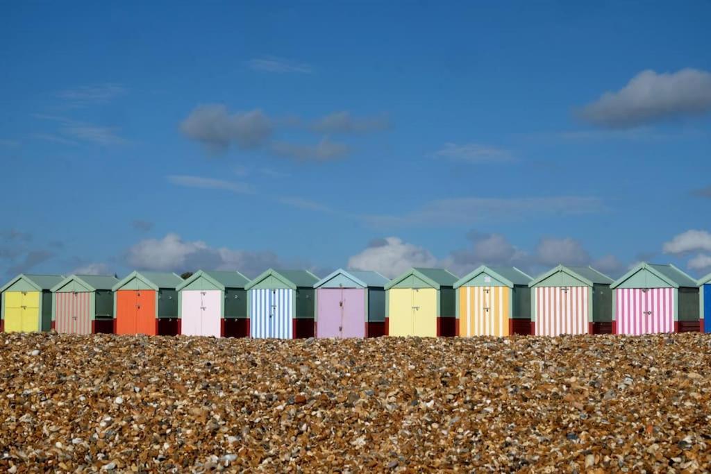 Poets Rest, Free Parking, Ev Socket Fees Apply Walk To Beach Hove Buitenkant foto